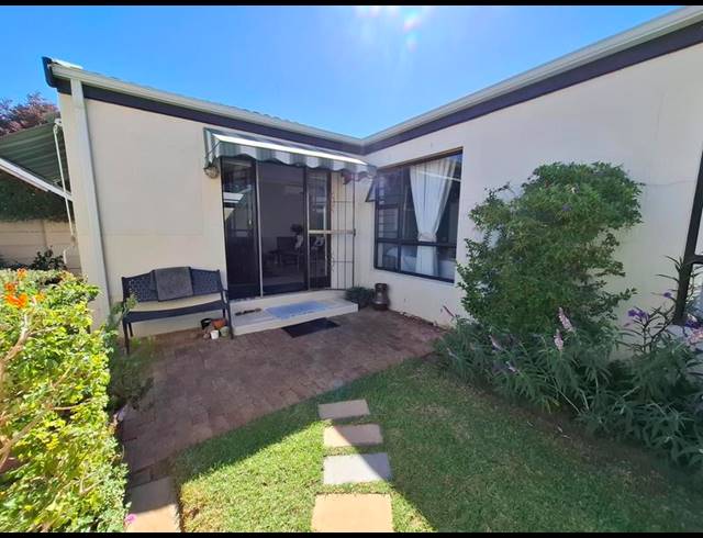 3 BEDROOM PROPERTY TO RENT IN LAND AND ZEEZICHT